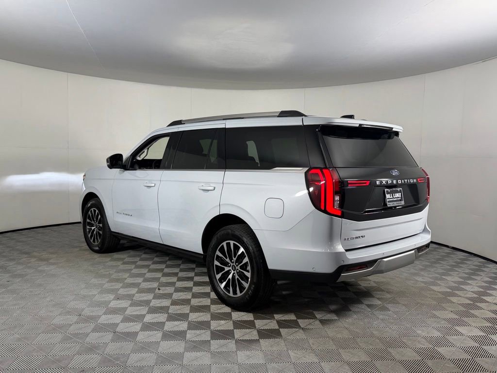 Used 2025 Ford Expedition Platinum AWD/4WD image 8