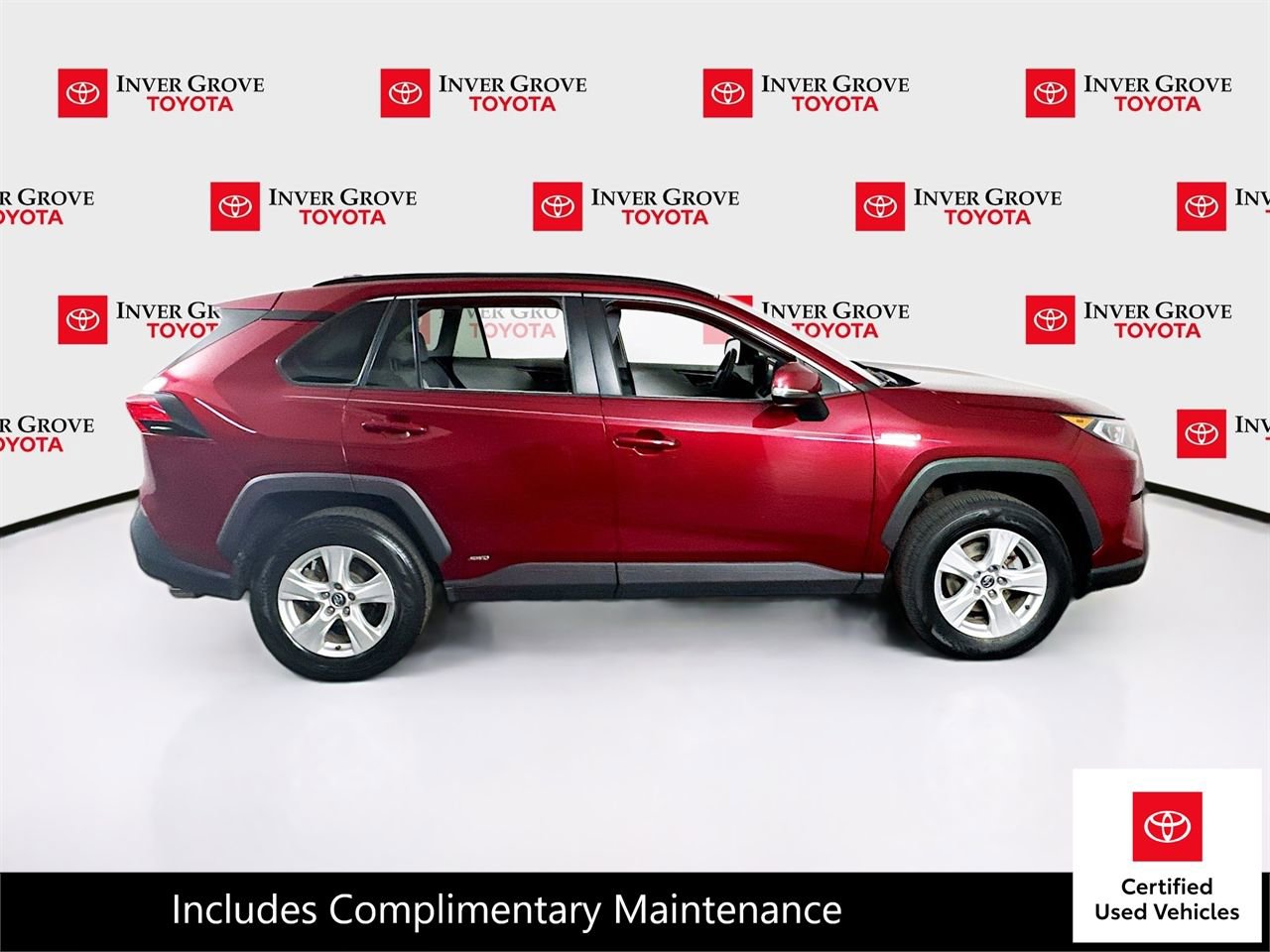Certified 2021 Toyota RAV4 XLE w/ Convenience Package AWD/4WD image 4