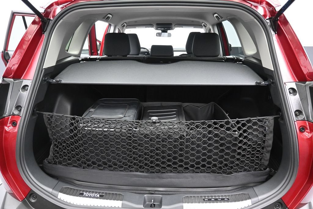 Certified 2026 Toyota RAV4 LE AWD/4WD image 29