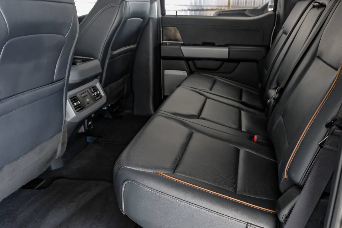 Used 2025 Ford F250 Lariat AWD/4WD image 38