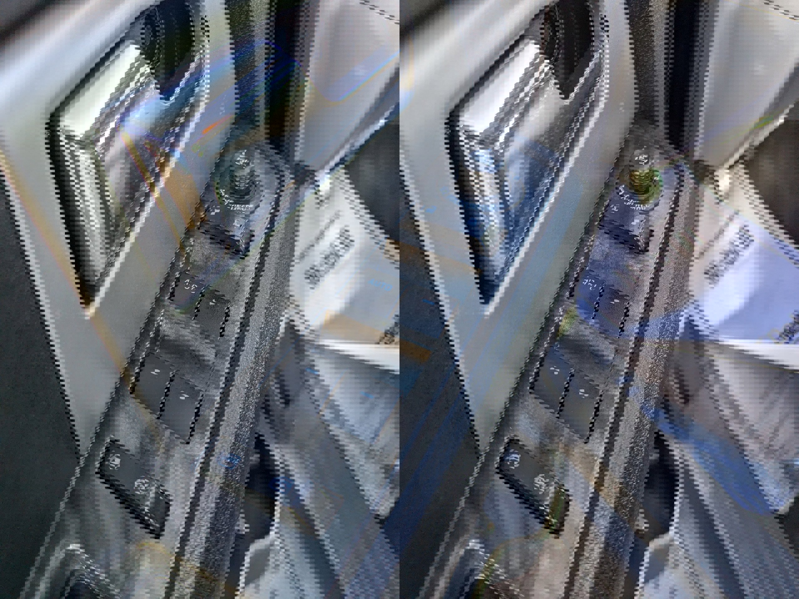 Used 2017 Ford Expedition Max Limited image 11