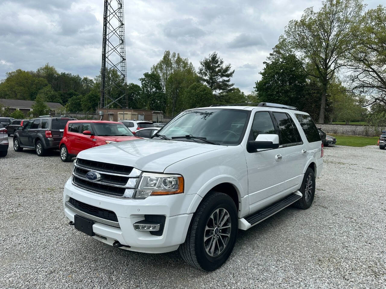 Used 2017 Ford Expedition Limited AWD/4WD image 1