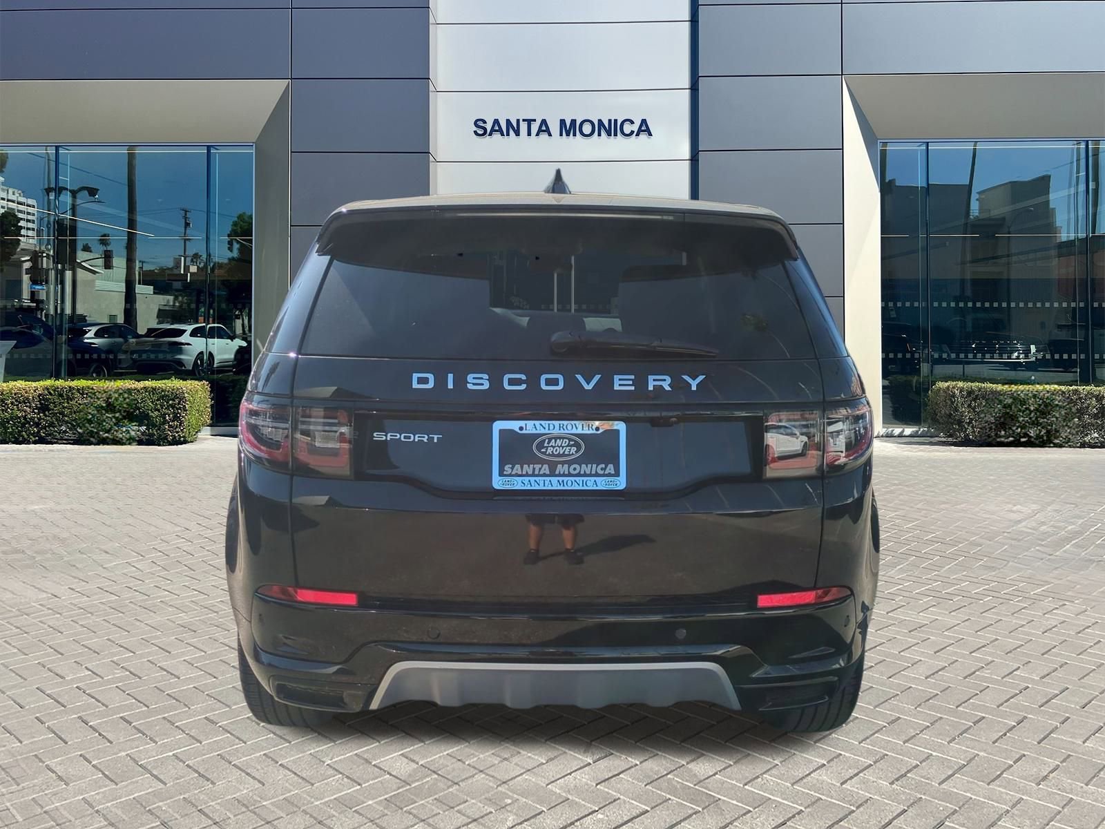 Certified 2024 Land Rover Discovery Sport S image 4