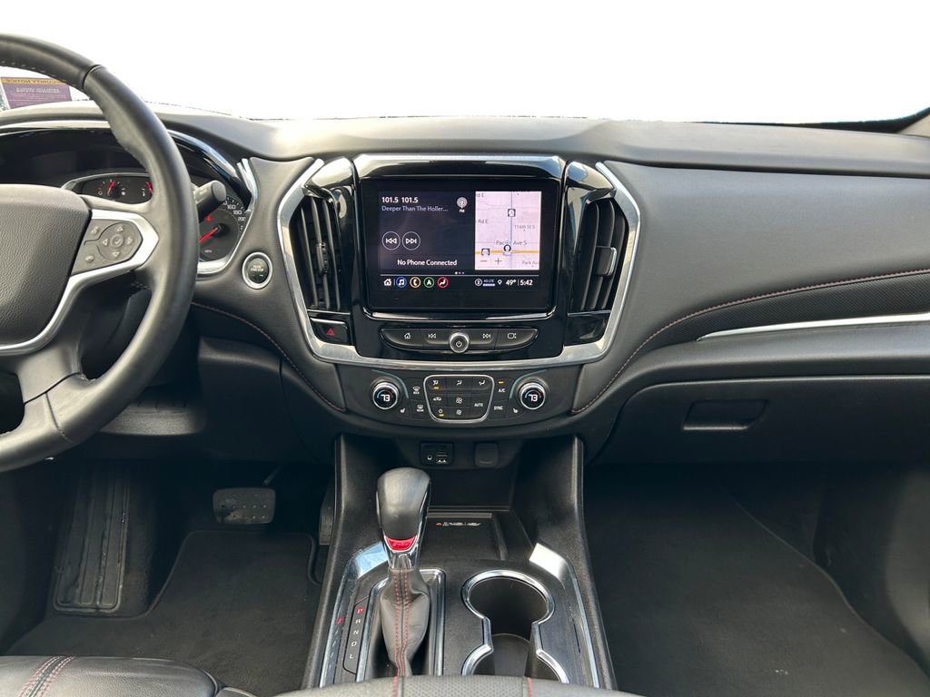 Used 2023 Chevrolet Traverse RS AWD/4WD image 12