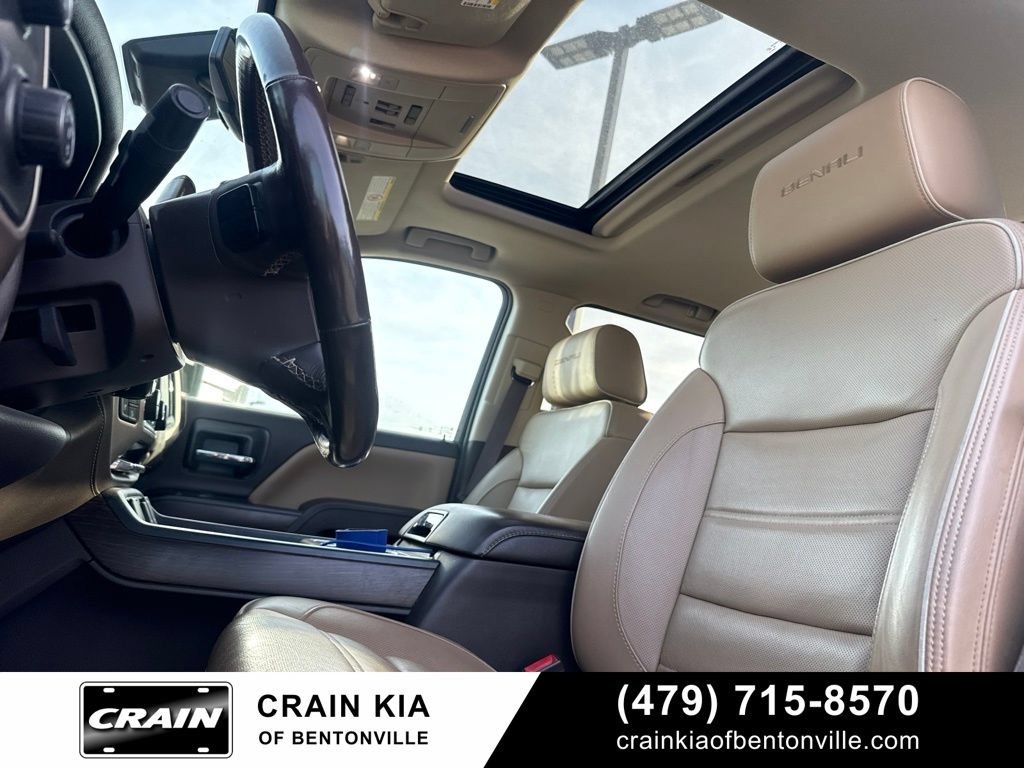 Used 2018 GMC Sierra 3500 Denali w/ Duramax Plus Package AWD/4WD image 4