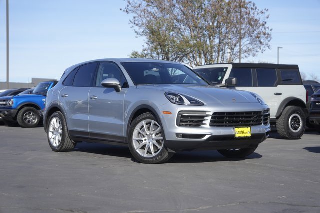 Used 2021 Porsche Cayenne image 2