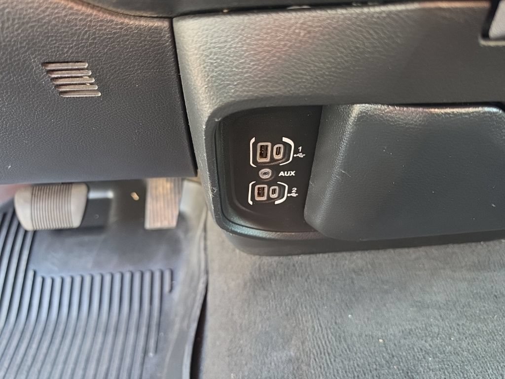 Used 2022 RAM 1500 Big Horn AWD/4WD image 17
