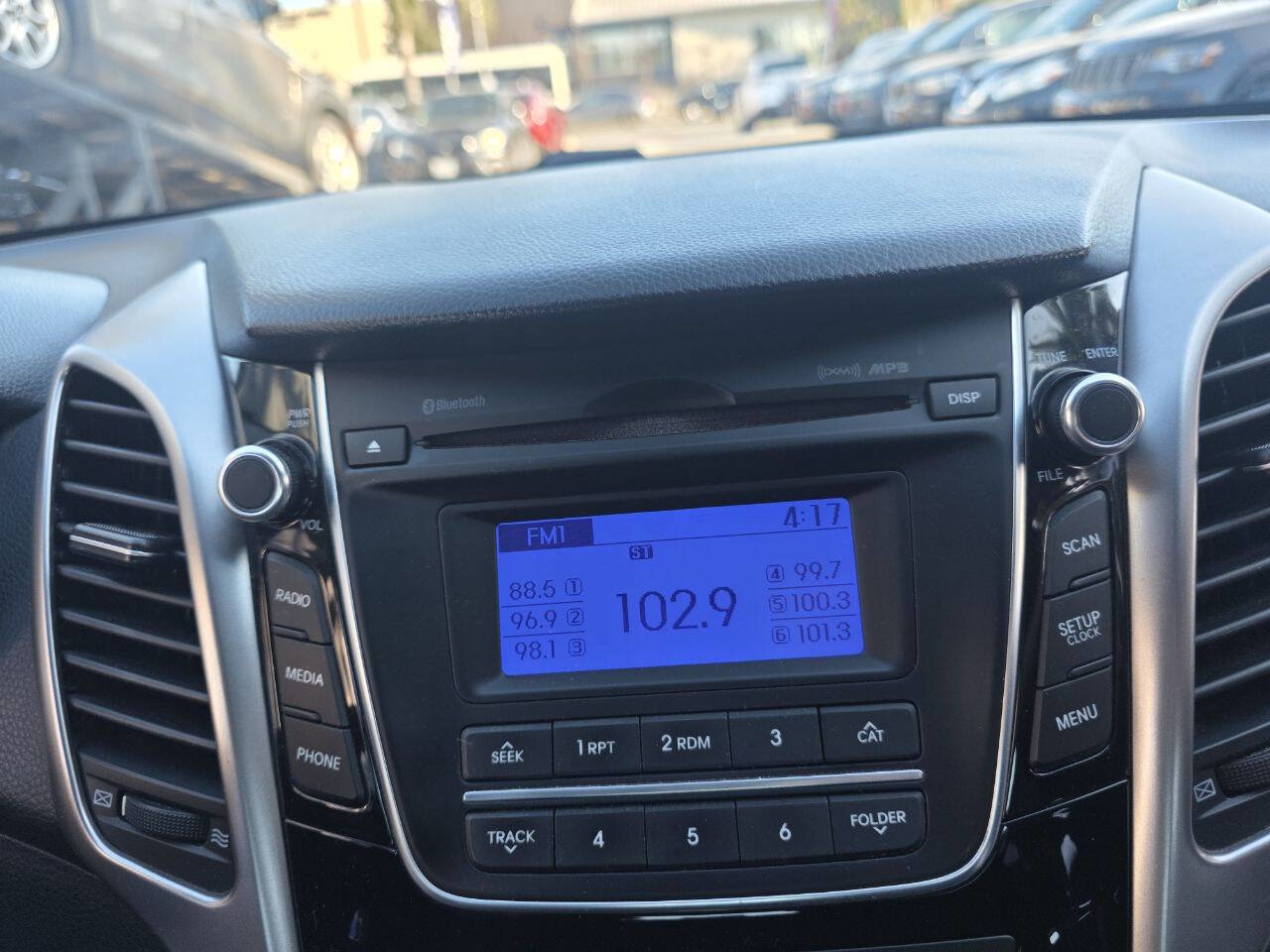 Used 2014 Hyundai Elantra GT image 16