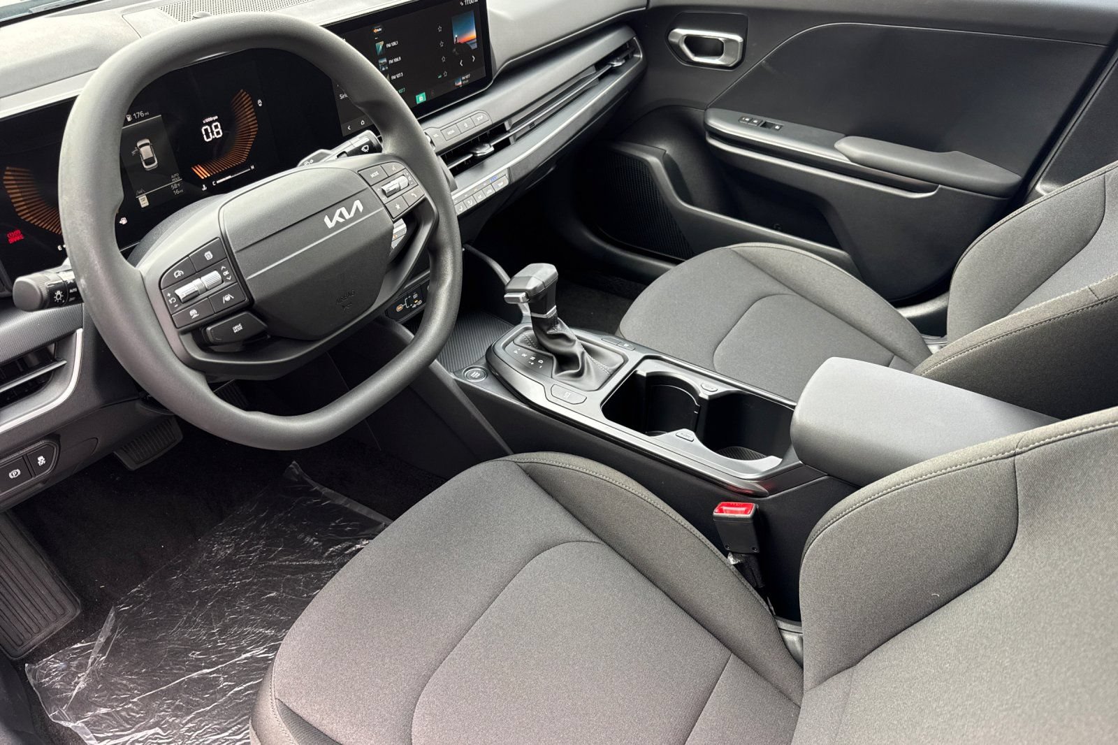 New 2026 Kia K4 FWD image 10