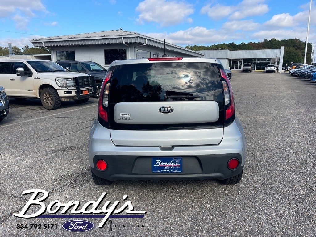 Used 2017 Kia Soul image 17