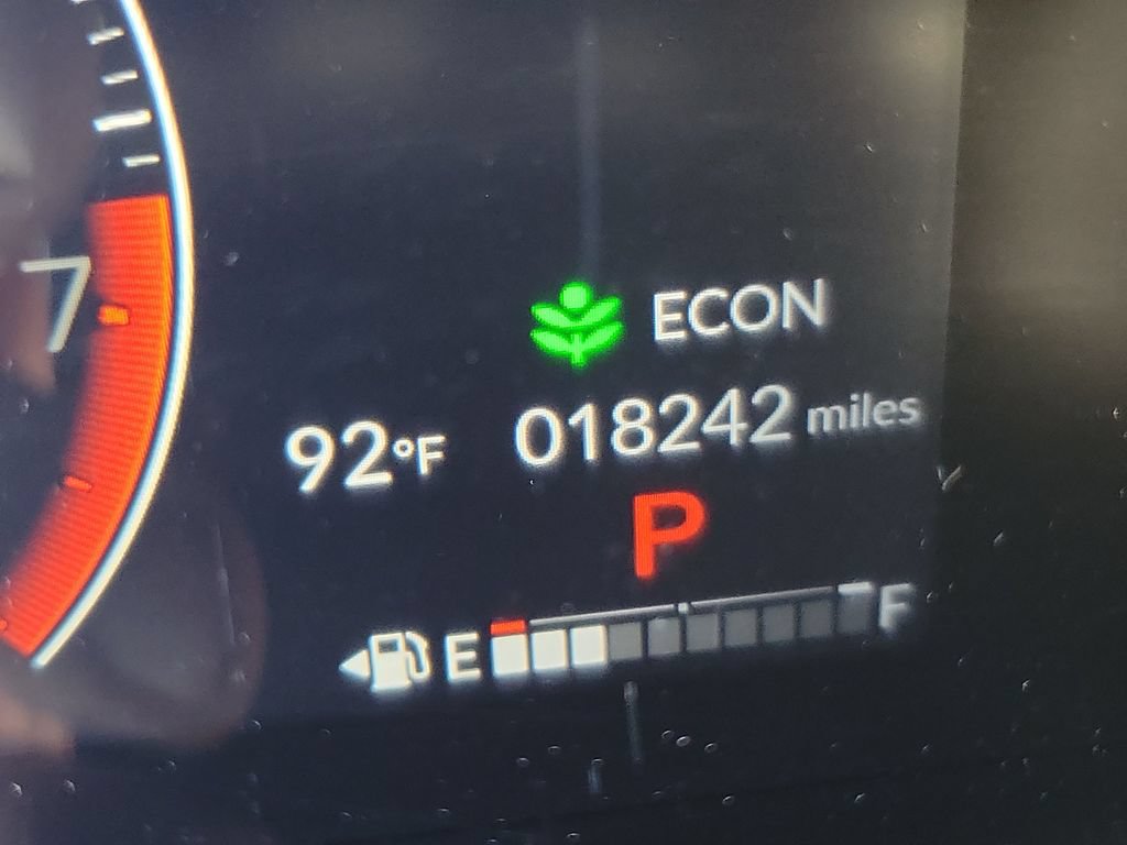 Certified 2025 Honda HR-V EX-L image 26
