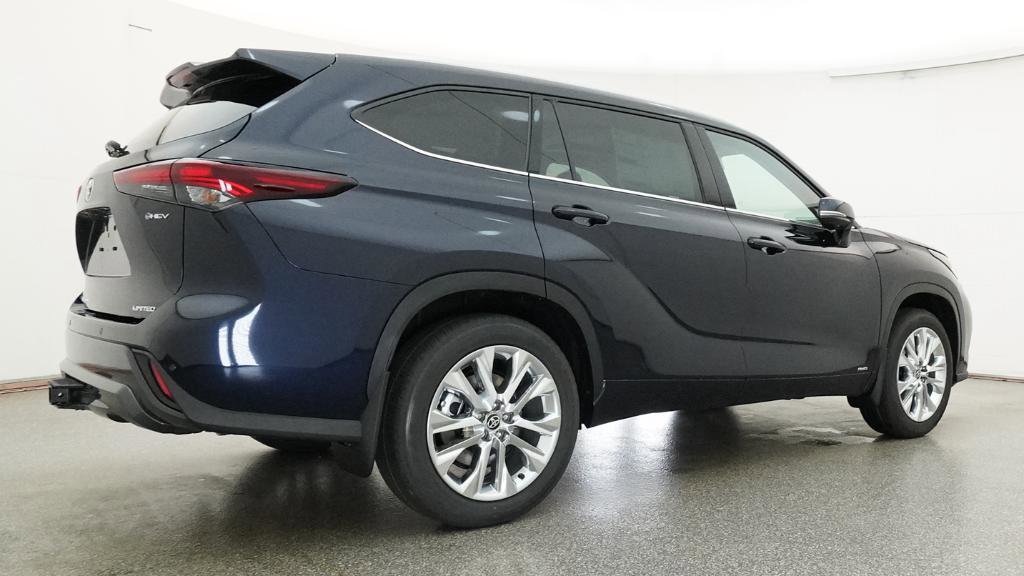 New 2026 Toyota Highlander Limited image 18