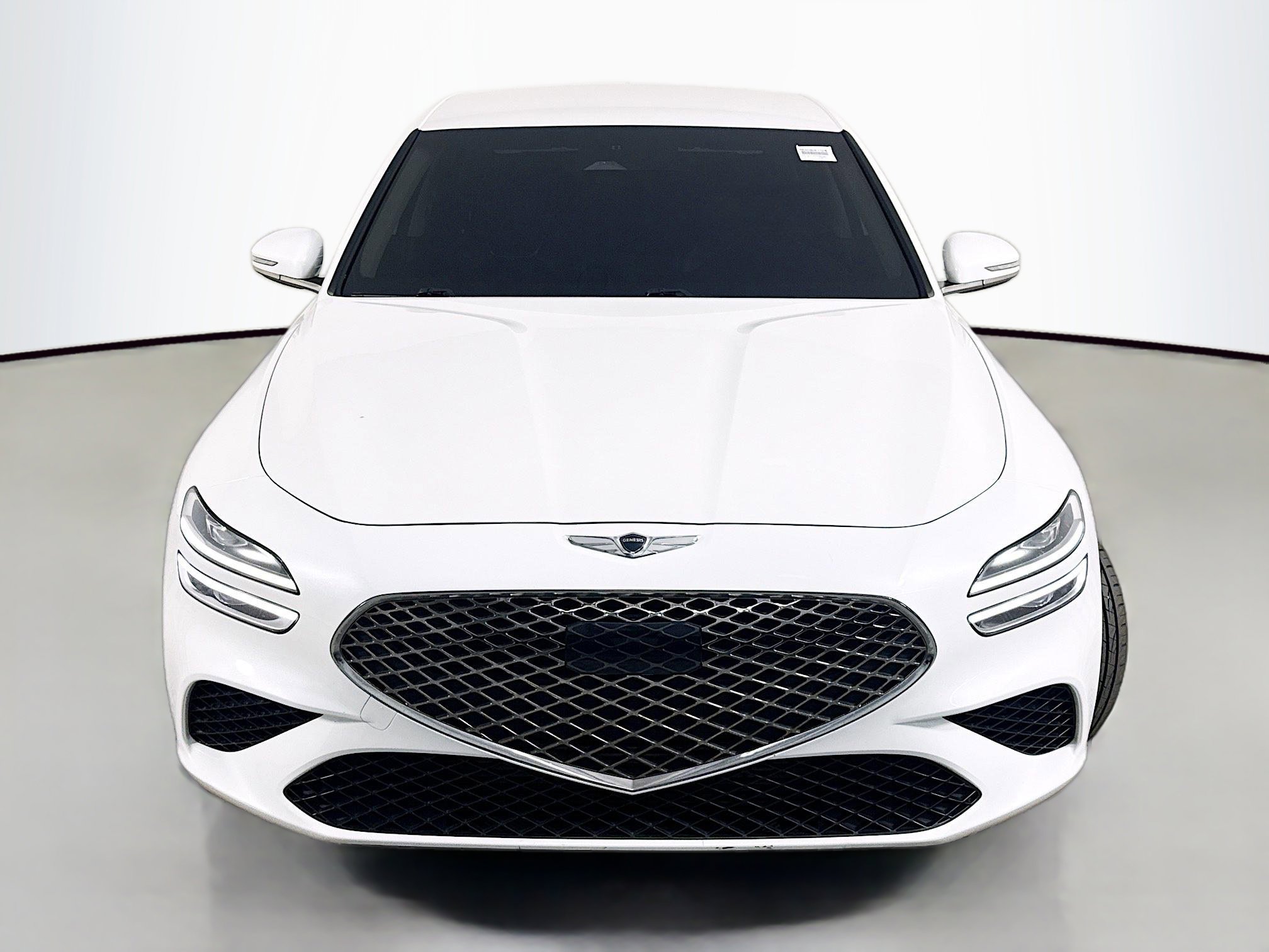 Used 2022 Genesis G70 3.3T image 2