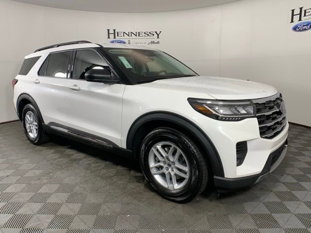 Used 2025 Ford Explorer Active image 10