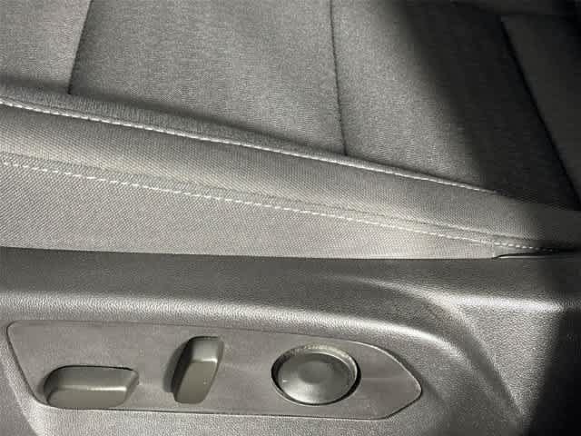 Used 2023 Chevrolet Silverado 1500 Custom AWD/4WD image 13