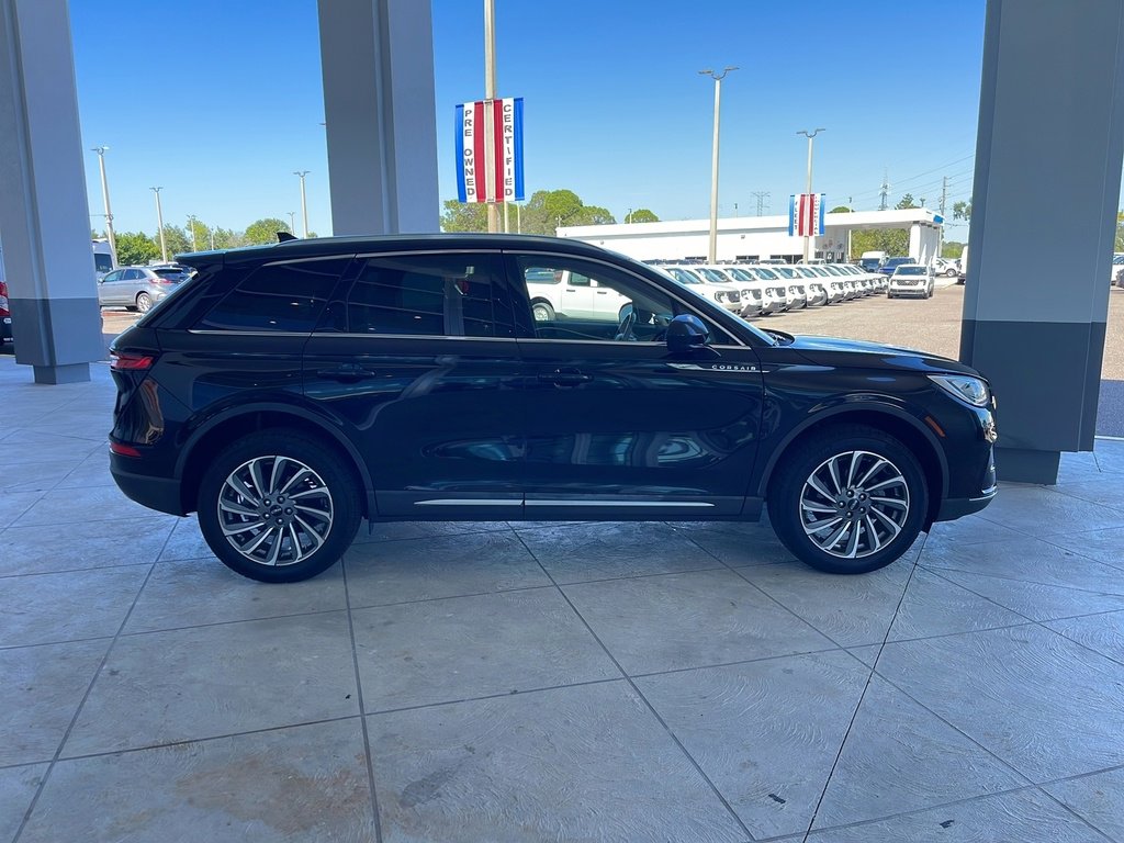 Used 2023 Lincoln Corsair Reserve image 34