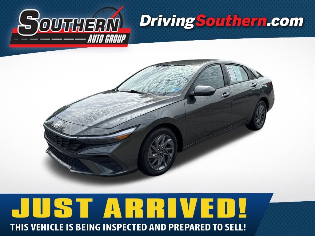 Used 2024 Hyundai Elantra SEL