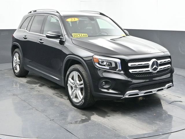 Used 2023 Mercedes-Benz GLB 250 4MATIC image 2