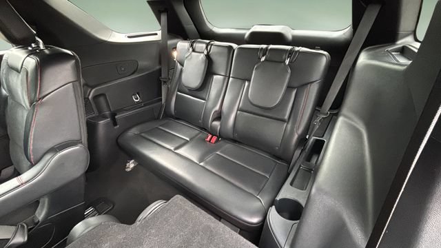 Used 2025 Ford Explorer ST w/ Sun And Sound Package AWD/4WD image 34