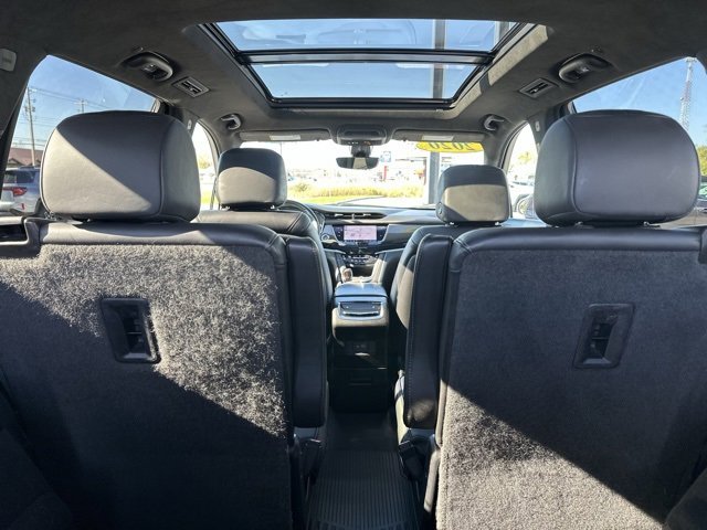 Used 2020 Cadillac XT6 Premium Luxury w/ Platinum Package image 21