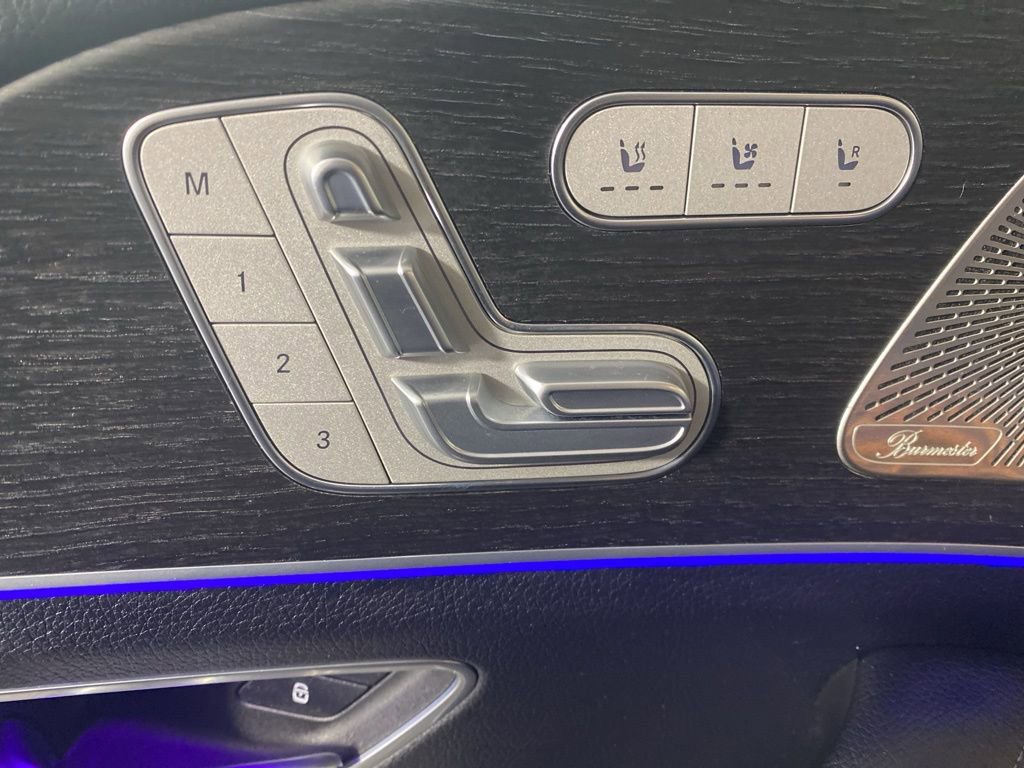 Used 2022 Mercedes-Benz GLS 580 4MATIC image 23