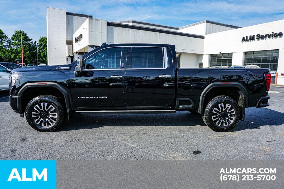 Used 2024 GMC Sierra 3500 Denali Ultimate AWD/4WD image 6