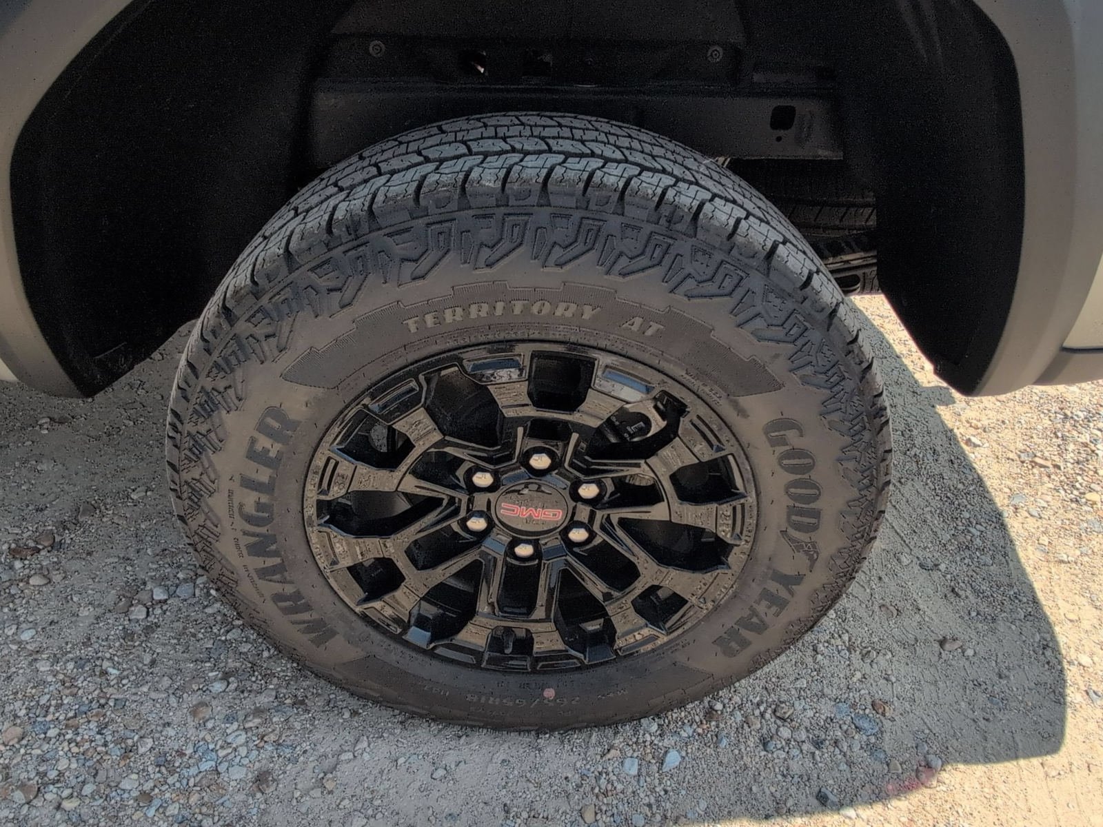 New 2026 GMC Canyon Elevation w/ Convenience Package RWD image 32