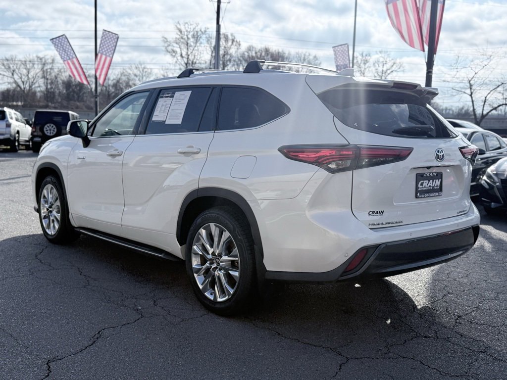 Used 2021 Toyota Highlander Limited image 5