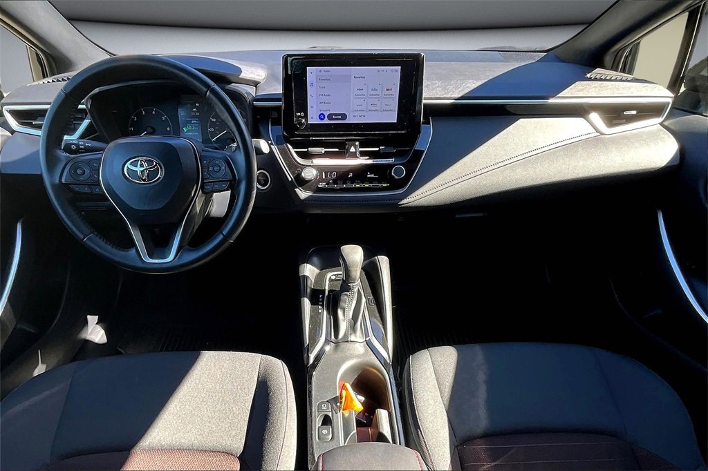 Used 2024 Toyota Corolla SE w/ Convenience Package image 7