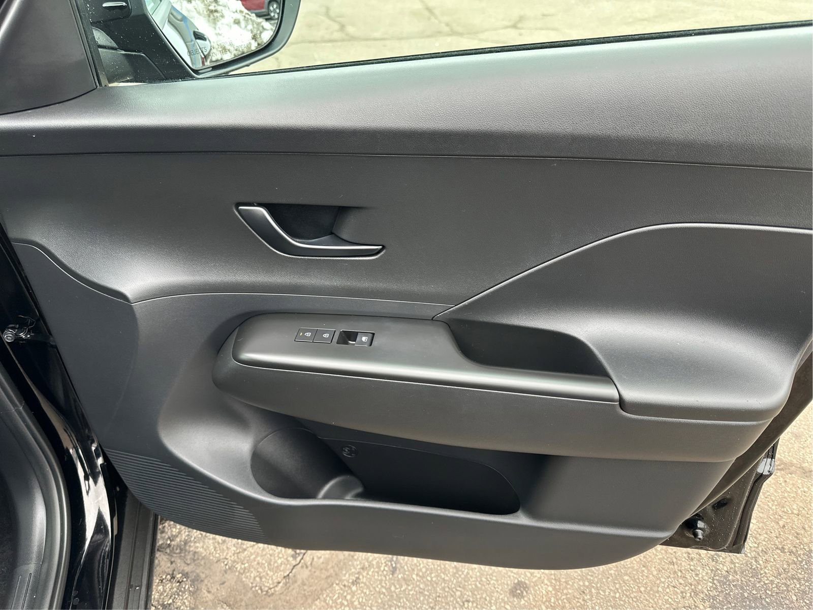 Certified 2024 Hyundai Kona SEL w/ Convenience Package image 21