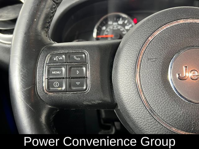 Used 2016 Jeep Wrangler Rubicon w/ Power Convenience Group image 7