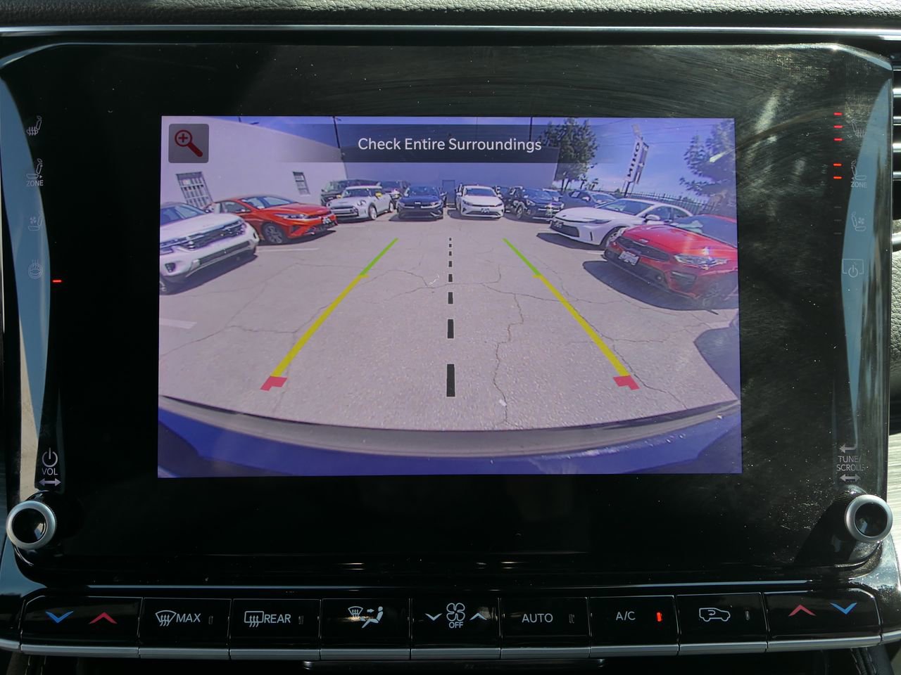 Used 2024 Jeep Wagoneer L Series II image 21