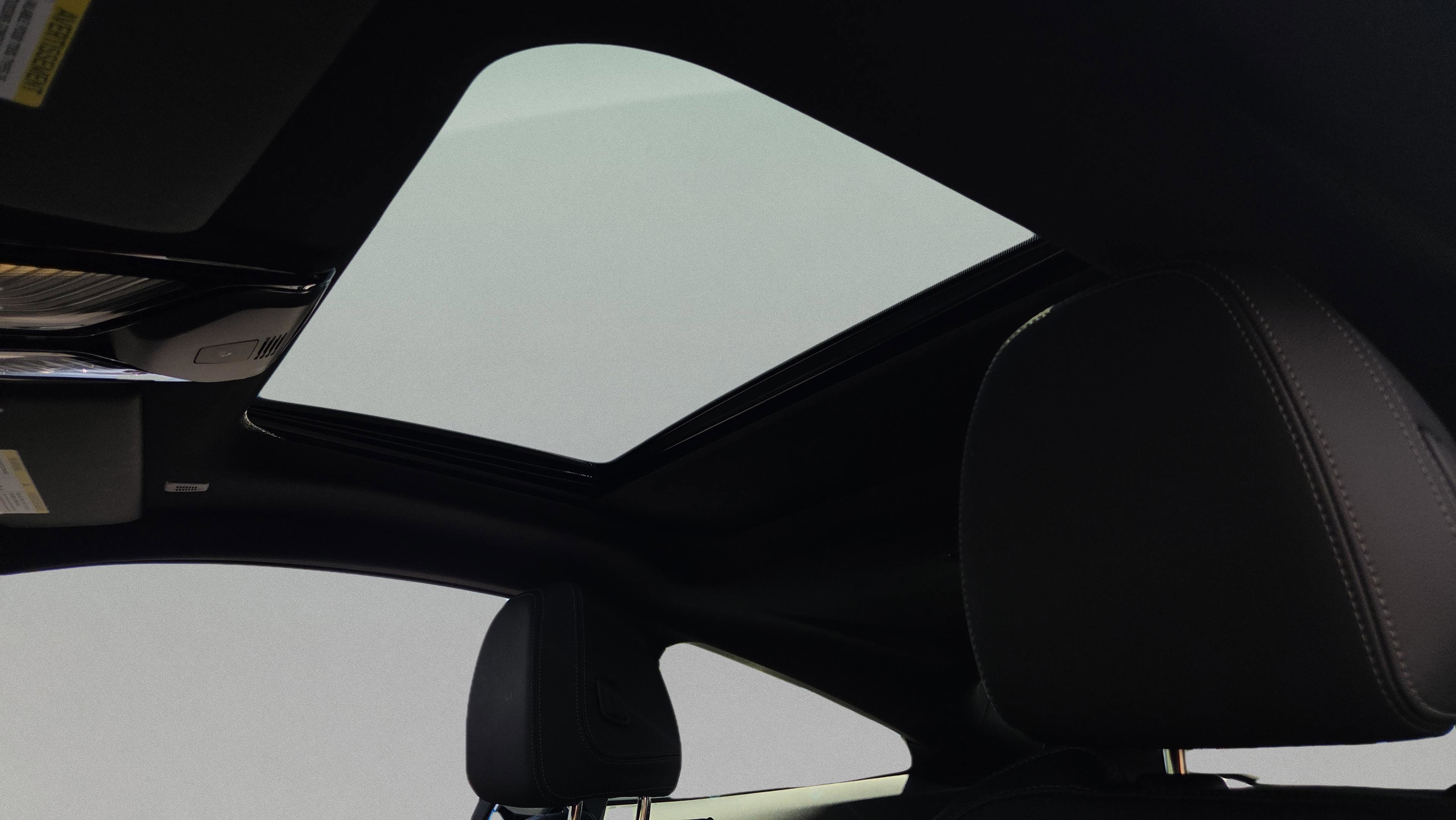 Certified 2025 BMW 430i Coupe w/ Premium Package RWD image 24