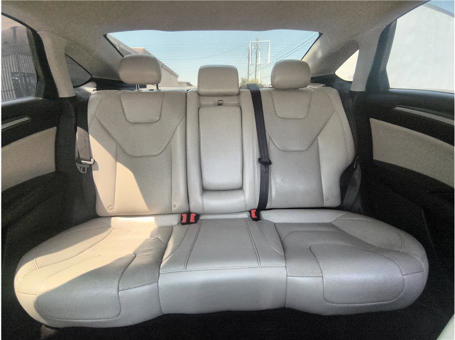 Used 2015 Ford Fusion Energi Titanium FWD image 8