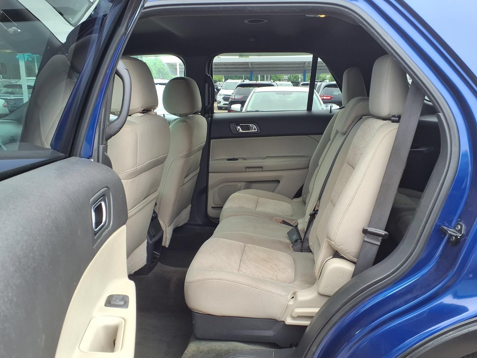 Used 2013 Ford Explorer FWD image 11