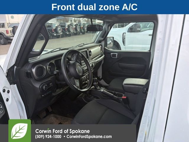 Used 2023 Jeep Wrangler Unlimited w/ Cold Weather Group image 4