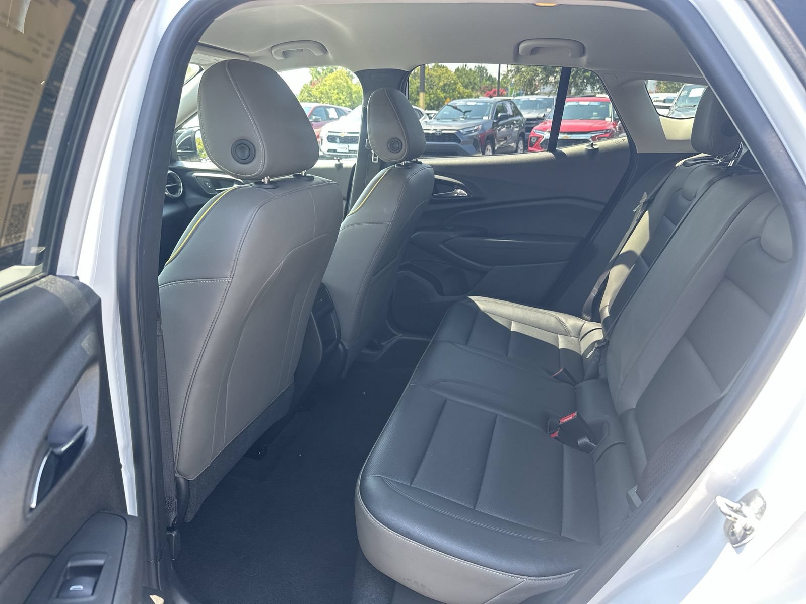 Used 2024 Chevrolet Trax ACTIV FWD image 31