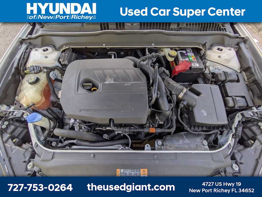 Used 2014 Ford Fusion SE FWD image 13