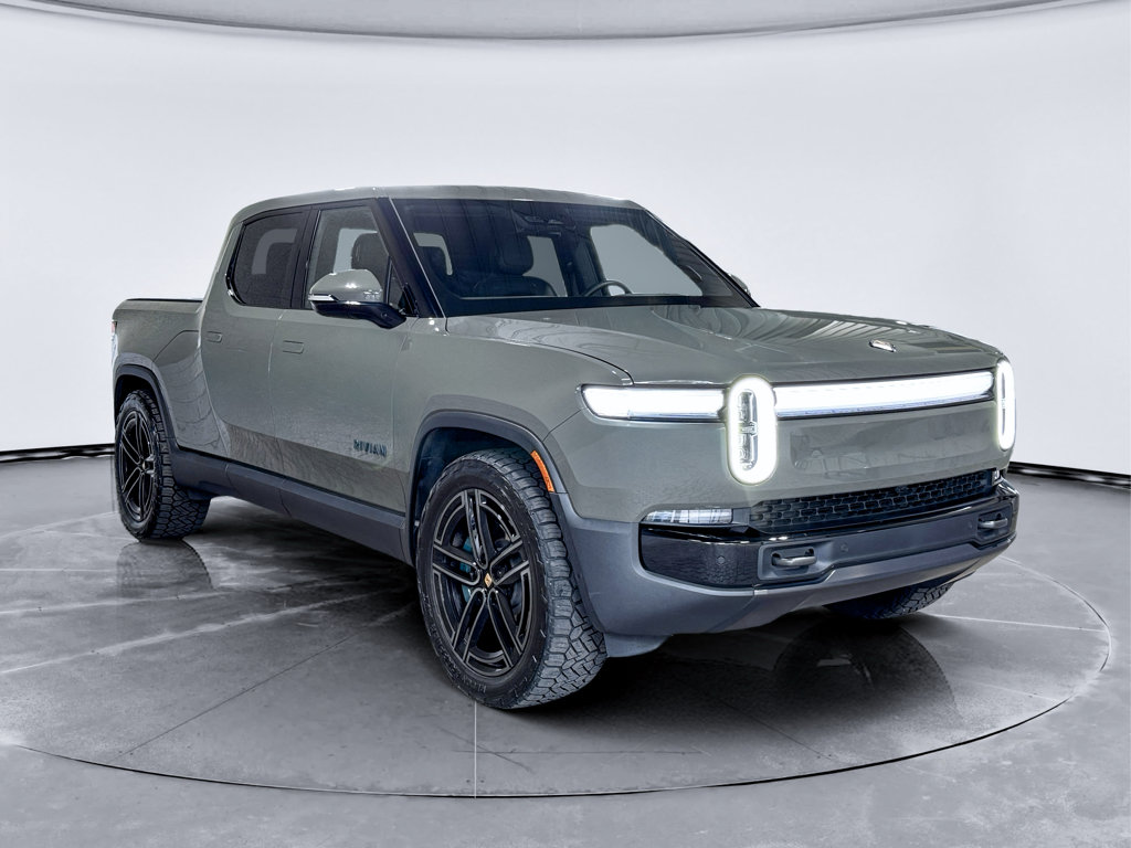 Used 2026 Rivian R1T Premium Quad AWD/4WD image 4