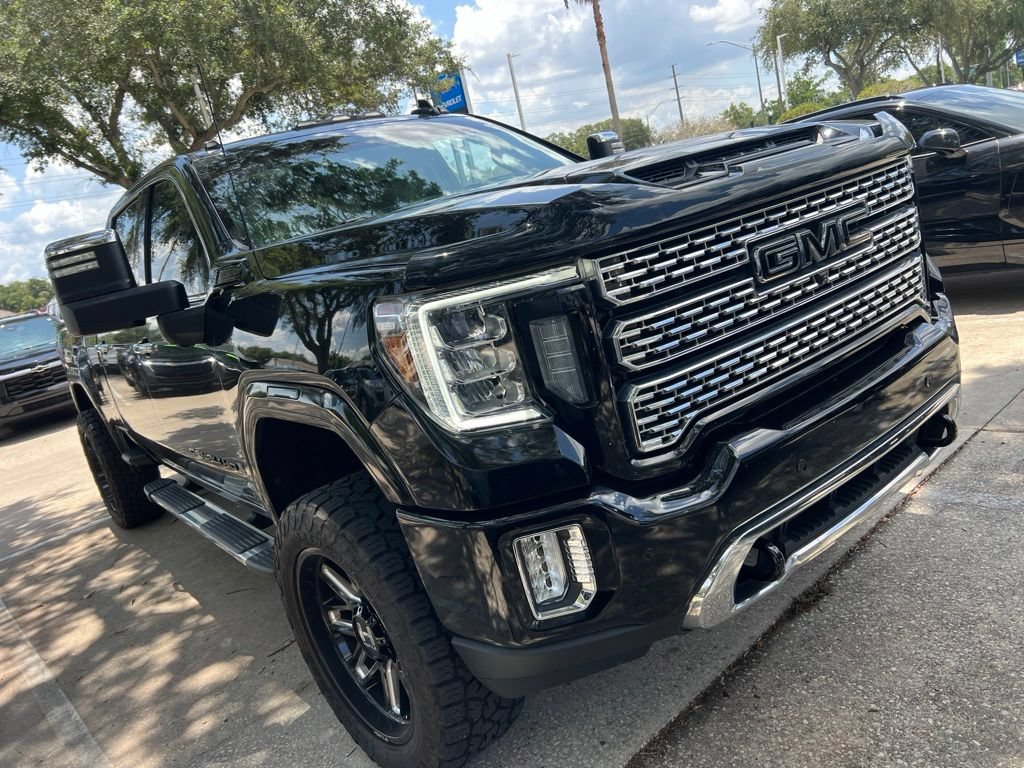 Used 2021 GMC Sierra 2500 Denali w/ Denali Ultimate Package AWD/4WD image 1