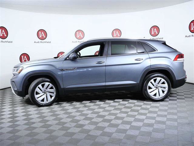 Used 2023 Volkswagen Atlas Cross Sport SE w/ Panoramic Sunroof Package image 5