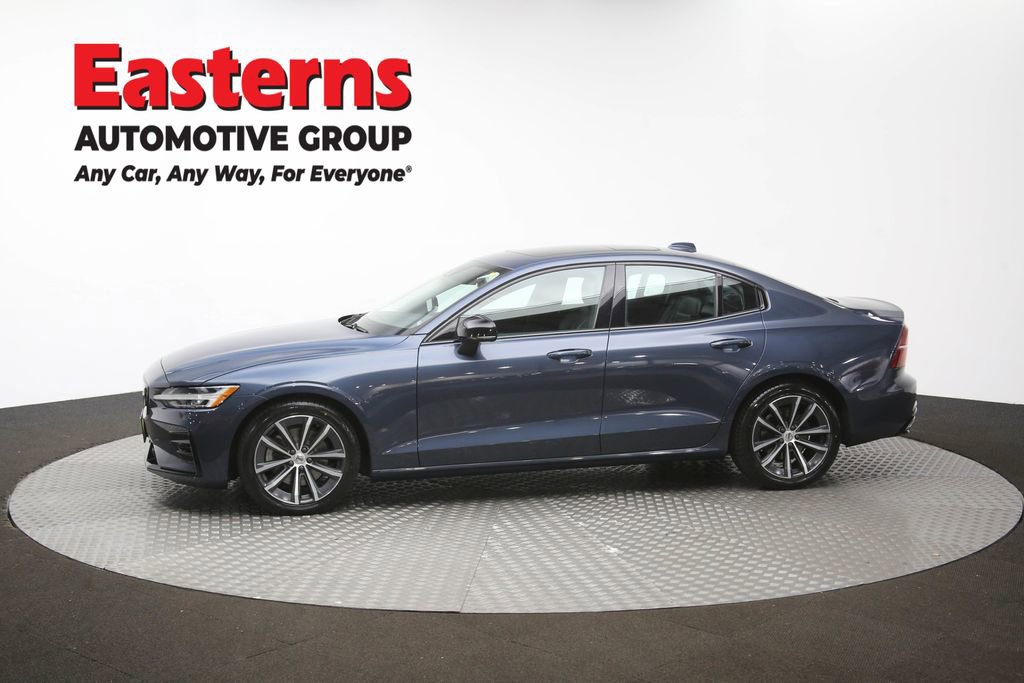 Used 2022 Volvo S60 B5 Momentum image 58