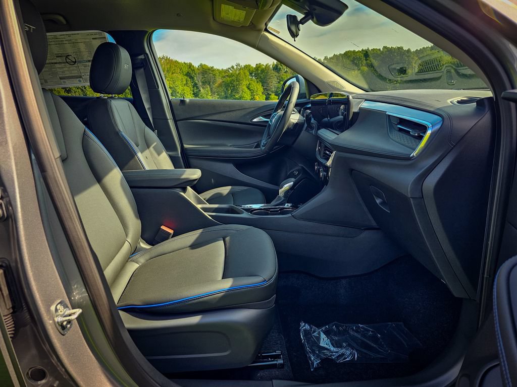 New 2026 Buick Encore GX Sport Touring w/ Advanced Technology Package AWD/4WD image 39