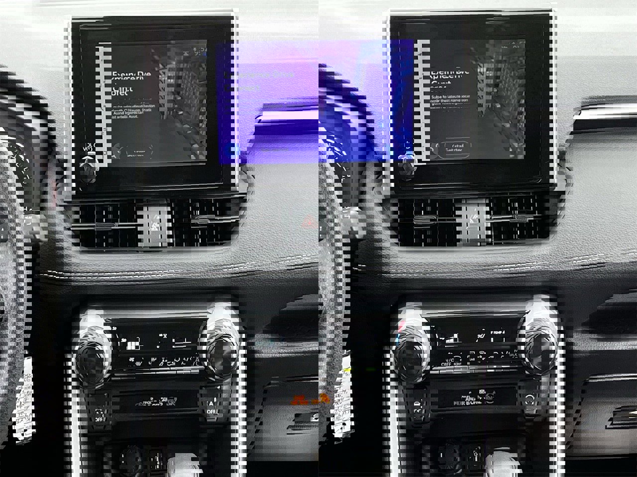 Used 2024 Toyota RAV4 LE image 15