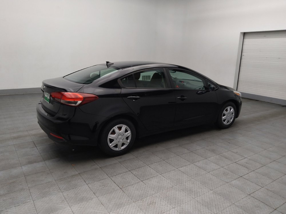 Used 2017 Kia Forte LX image 10