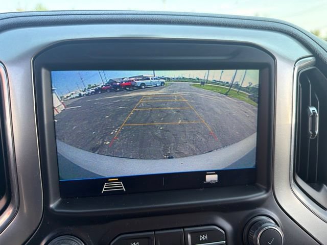 Used 2022 Chevrolet Silverado 1500 LT AWD/4WD image 17