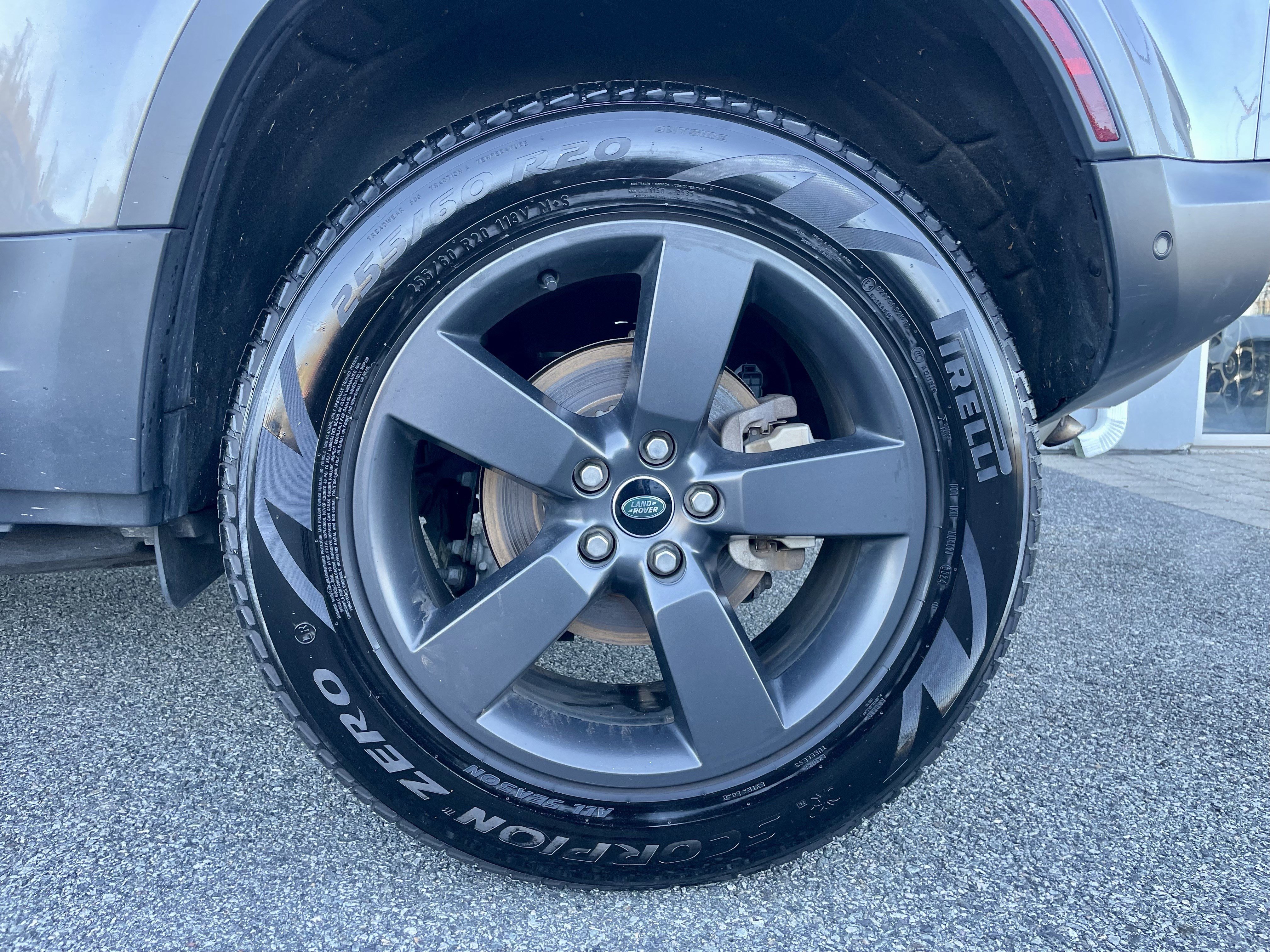 Used 2022 Land Rover Defender 110 S image 10