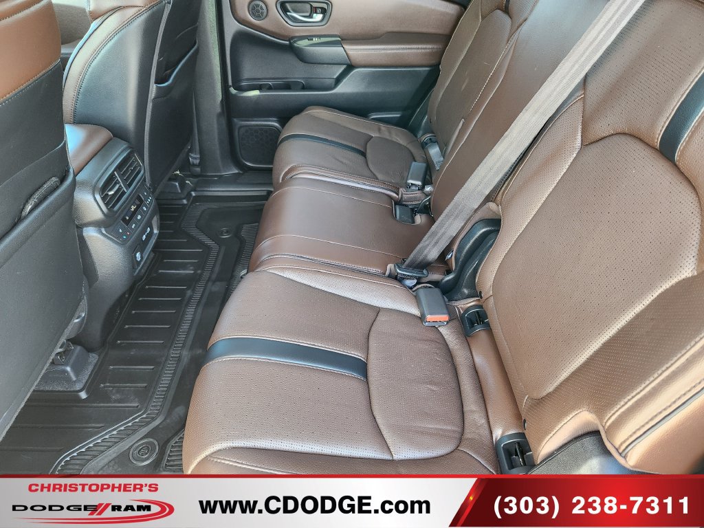 Used 2023 Honda Pilot Elite image 19