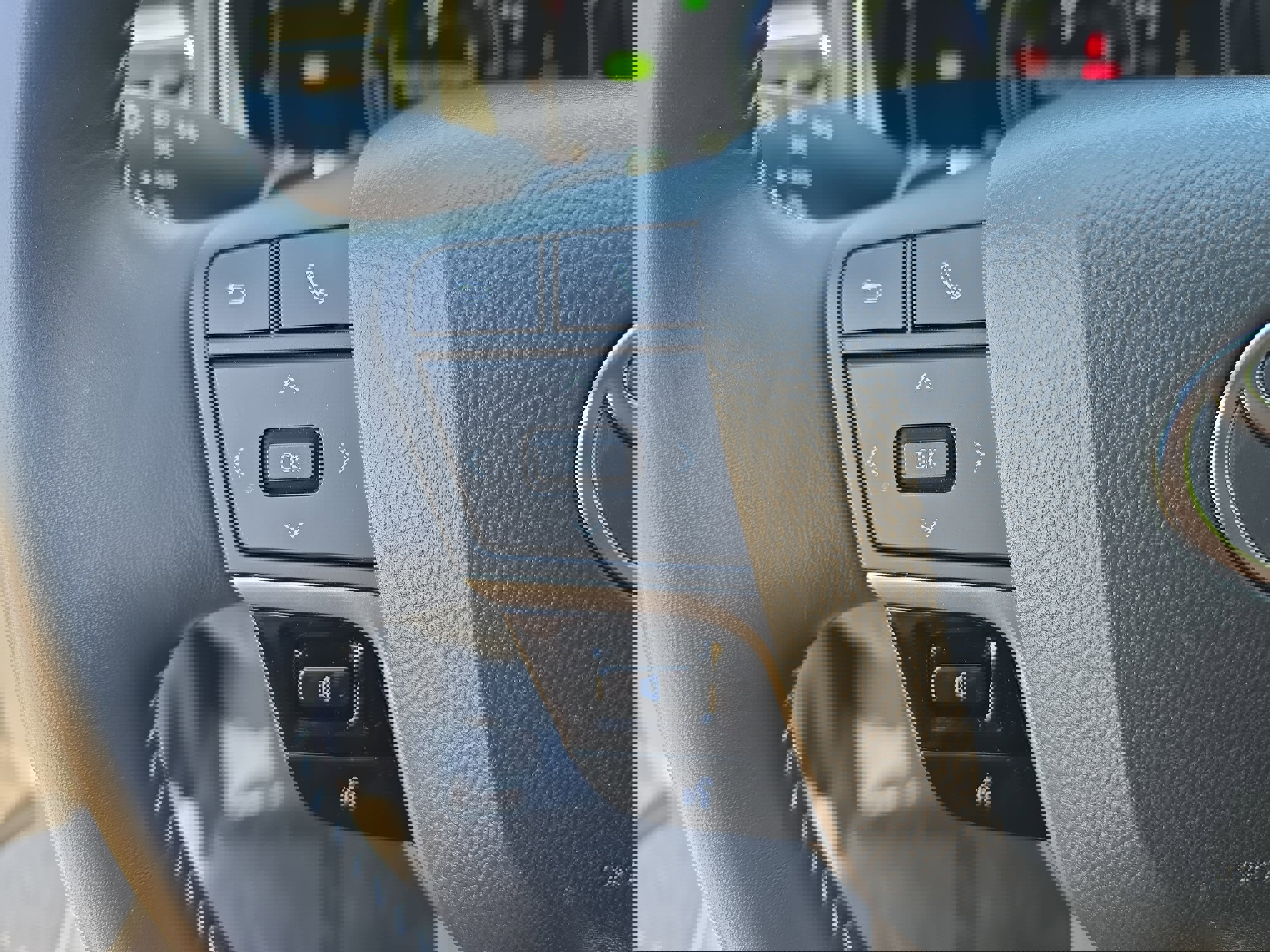 Used 2025 Toyota Camry SE FWD image 19