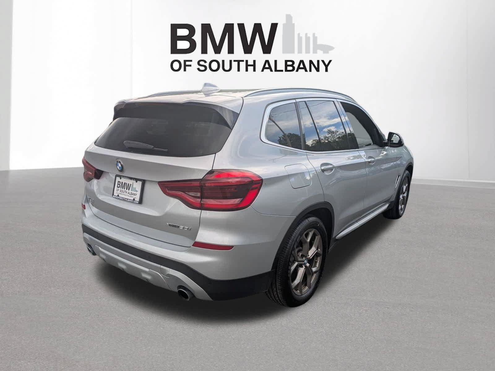 Used 2021 BMW X3 xDrive30i w/ Premium Package AWD/4WD image 4